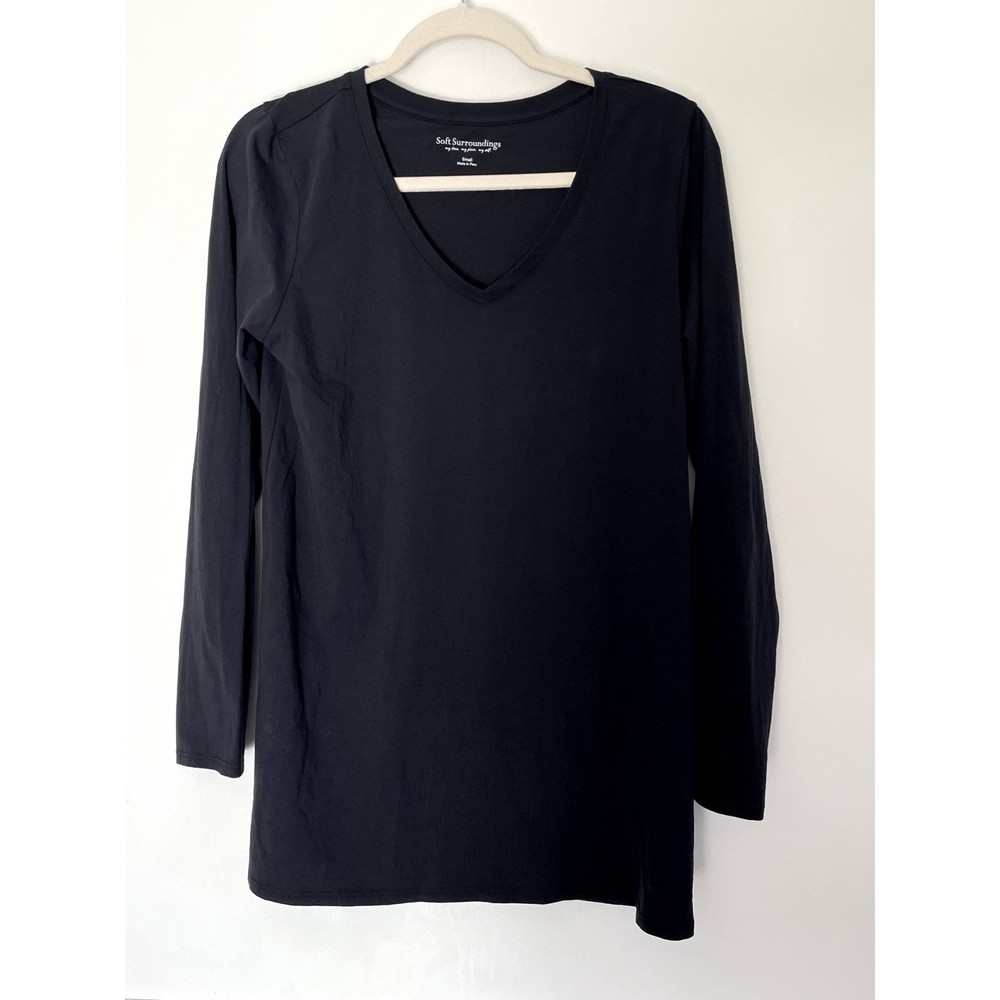 Soft Surroundings Long Line Black basic V-neck Shirt Women's Small C103
